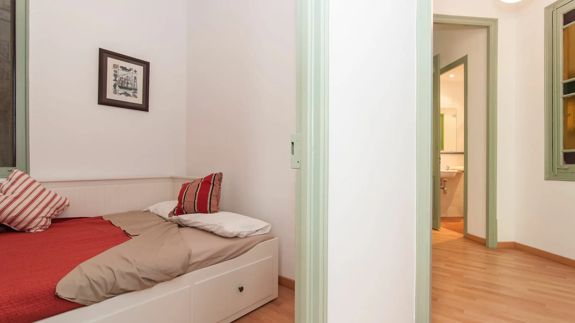 Montaber Apartment - Sant Antoni Barcelona 0*,  Spain