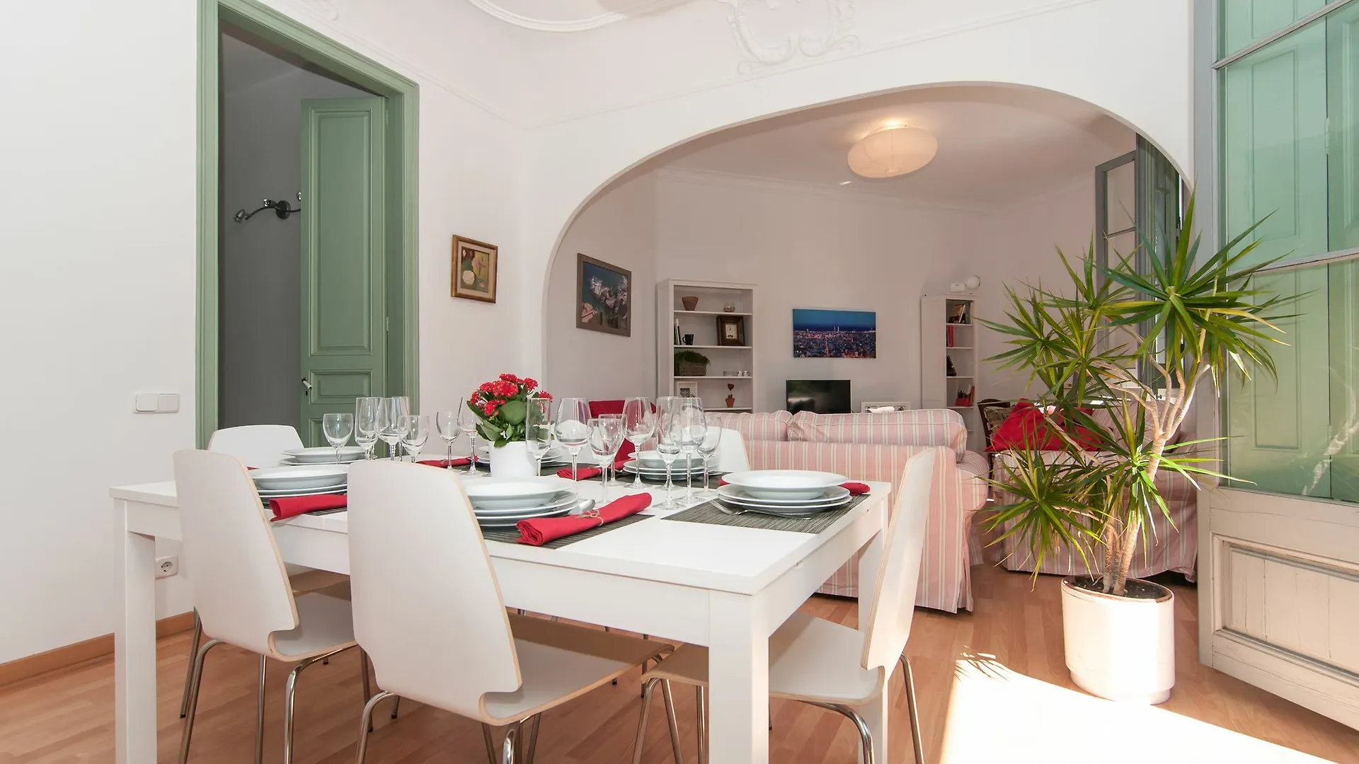Montaber Apartment - Sant Antoni Barcelona