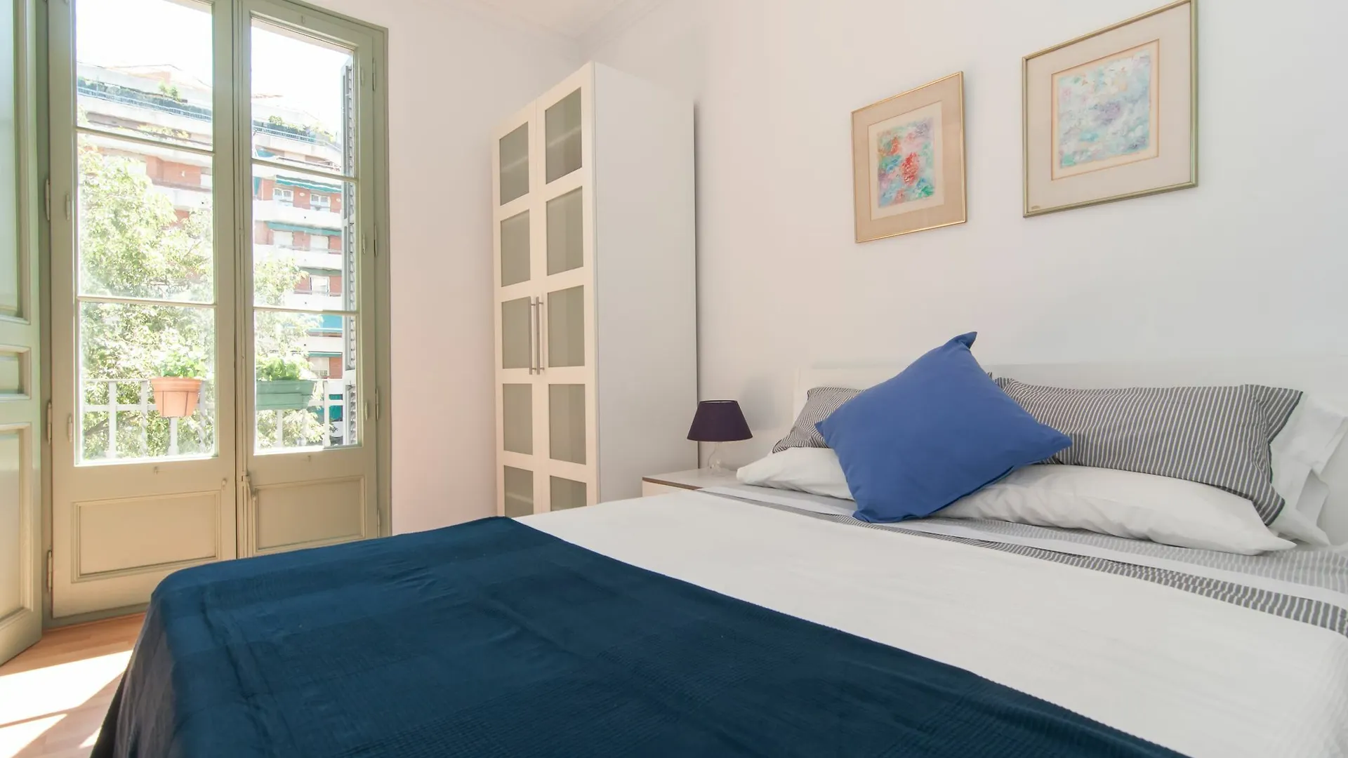 Montaber Apartment - Sant Antoni Barcelona