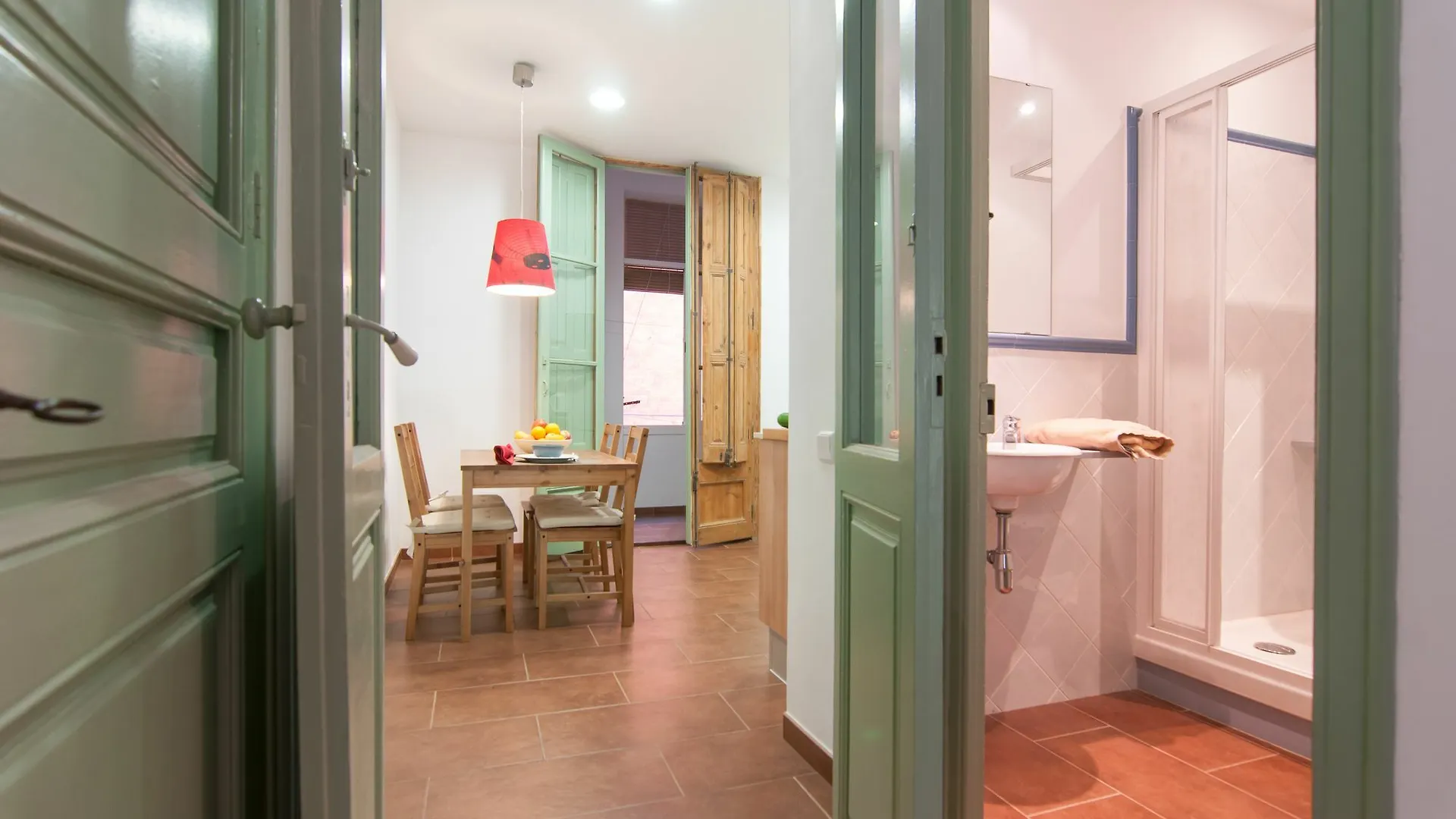 Montaber Apartment - Sant Antoni Barcellona Spagna